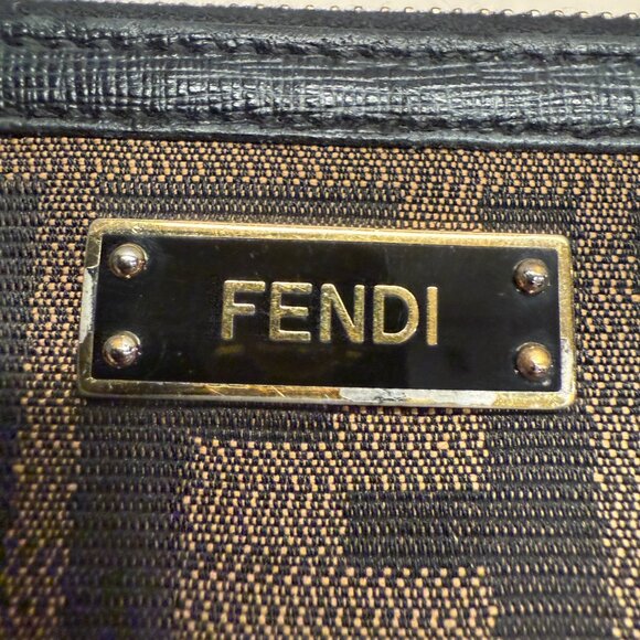 Fendi "Tabacco & Nero" Zip Around Long Wallet - Picture 5 of 8